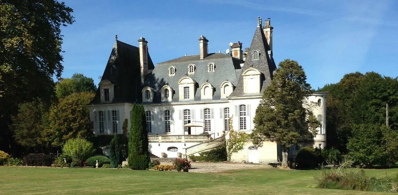 Chateau Du Val Larbont La Bastide-de-Serou