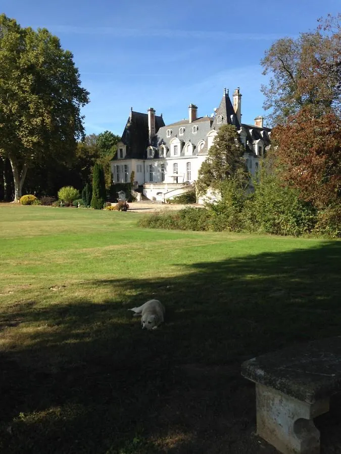 Chateau Du Val Larbont La Bastide-de-Serou Bed & Breakfast
